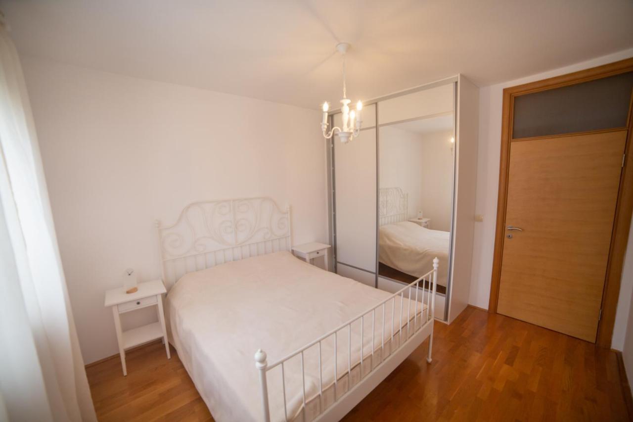Apartment Plamenatz Bar Ngoại thất bức ảnh