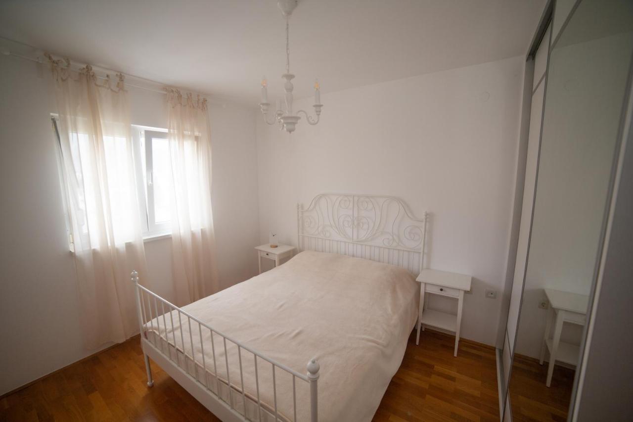 Apartment Plamenatz Bar Ngoại thất bức ảnh