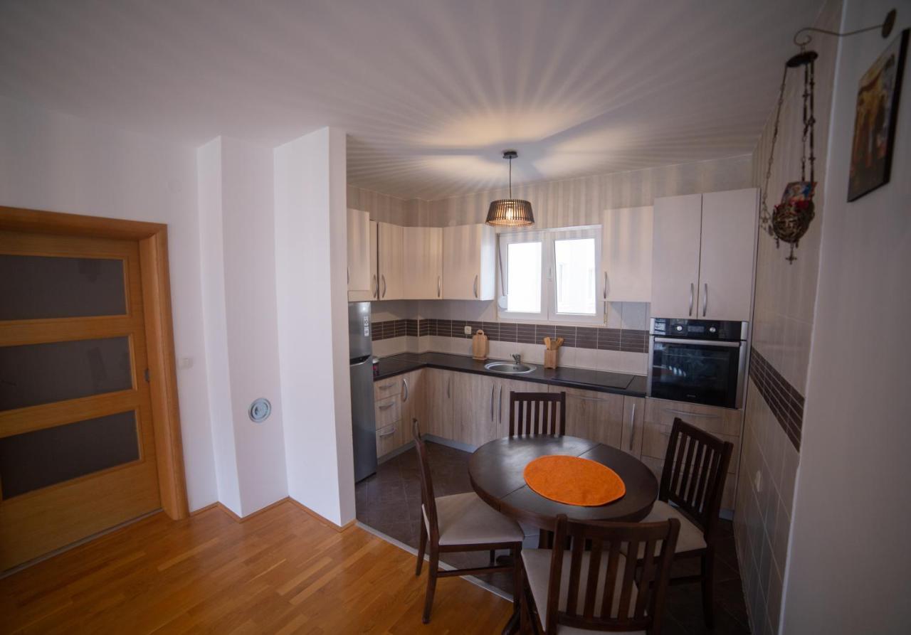 Apartment Plamenatz Bar Ngoại thất bức ảnh